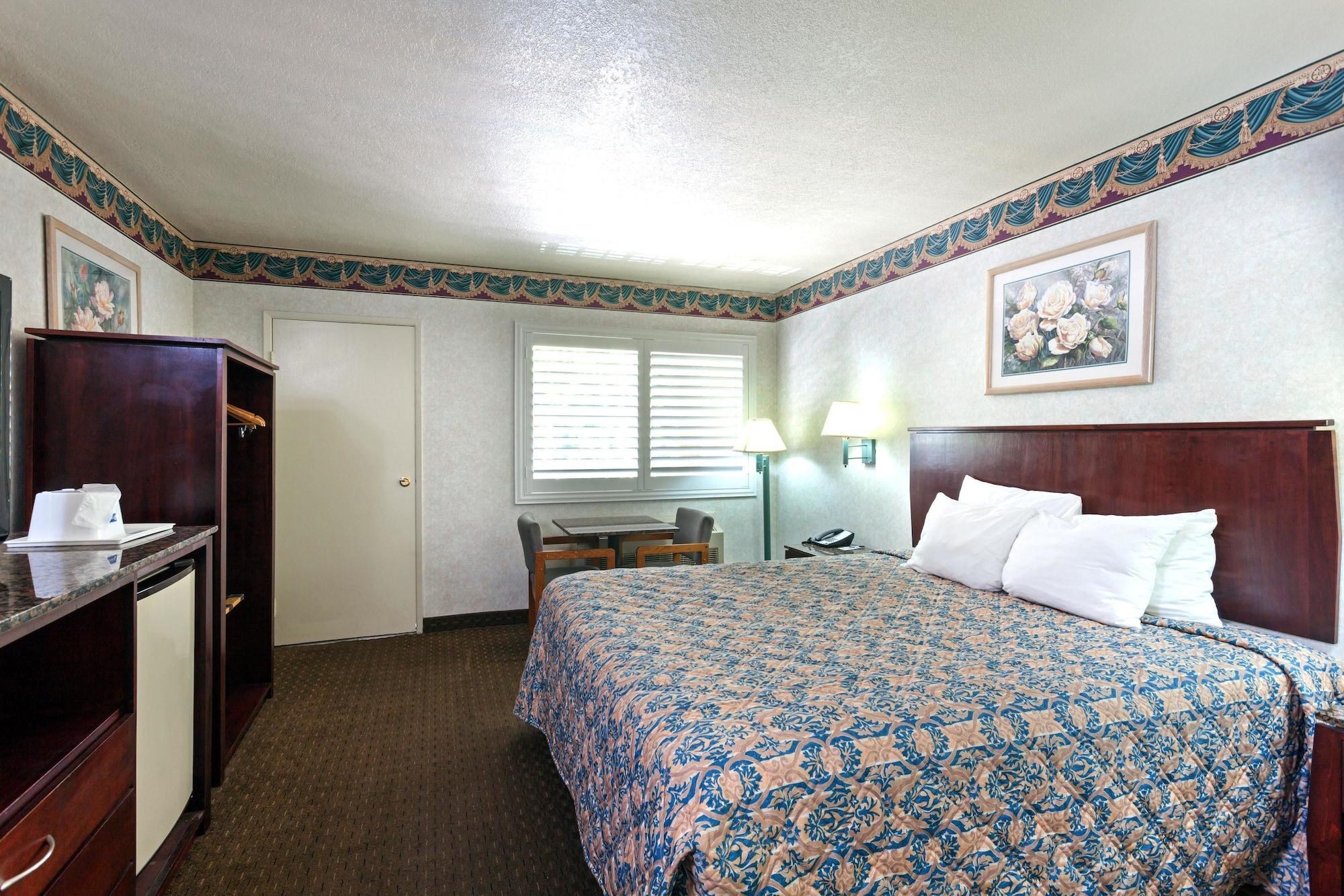 Travelodge By Wyndham Long Beach Convention Center Exteriér fotografie